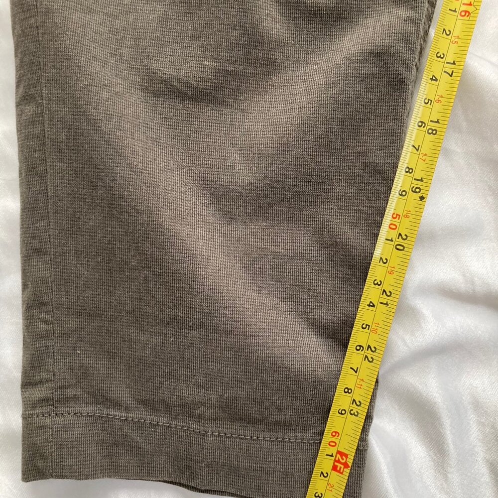 Banana Republic Waist 29 Relaxed Tapered Fit Ankle Pants Pleated Trousers - Picture 3 of 10